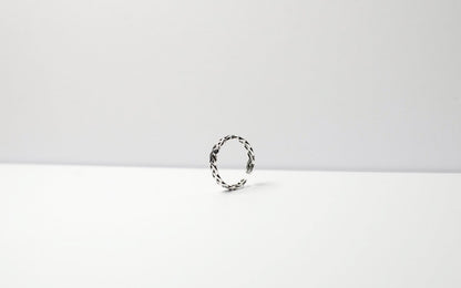 Knit Around Silver Ring | Alegant - Alegant
